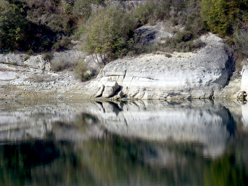 Un giro intorno al Lago del Salto